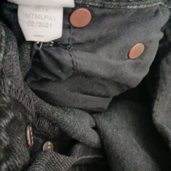 Aeropostale Women's 90S Baggy Jeans Black 12R Regular Distressed - Picture 5 of 14